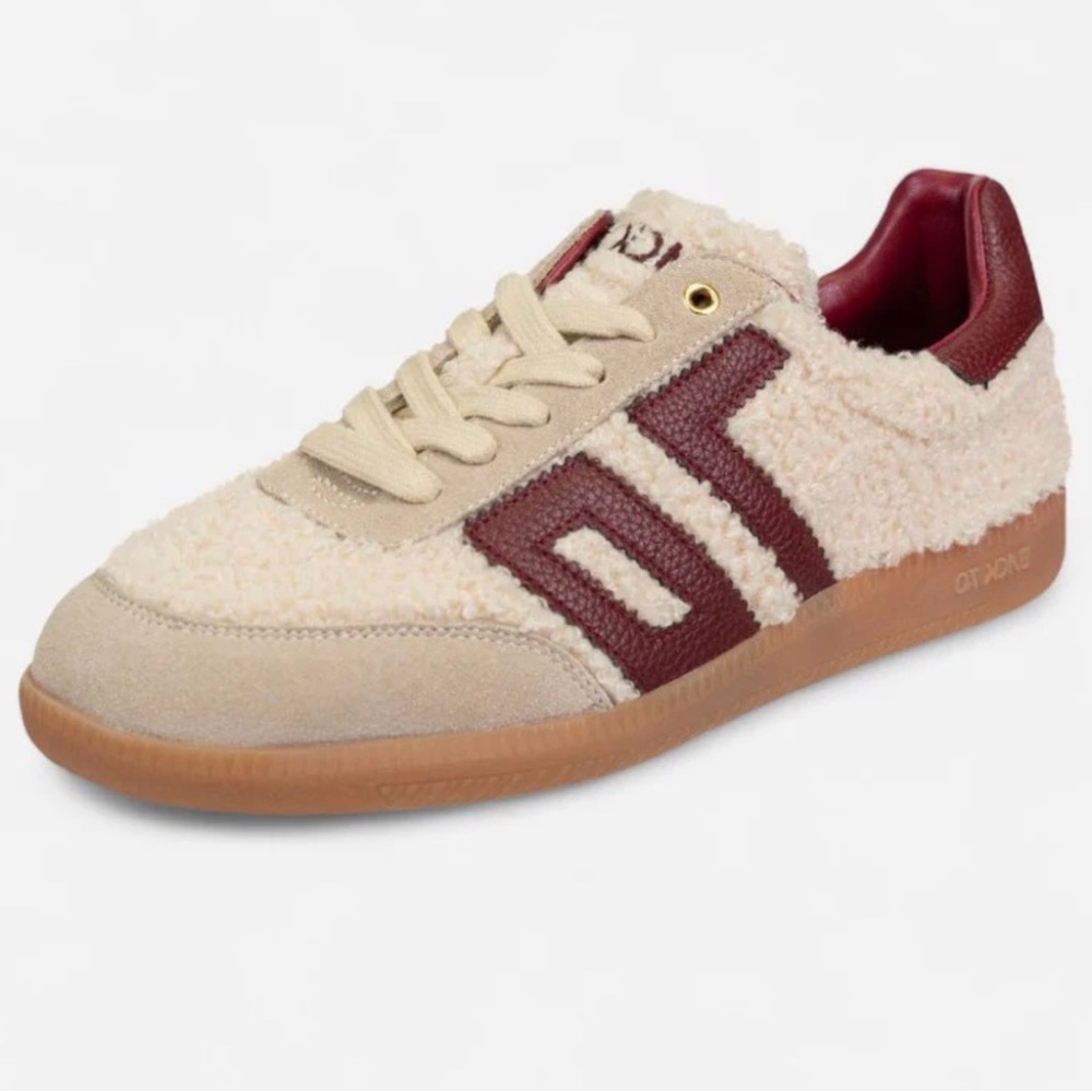 NEW-Back 70 Streetwear Teddy Sneaker in Butter and Wine